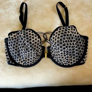NWOT Victoria Secret “unlined Demi” sz 36DDD